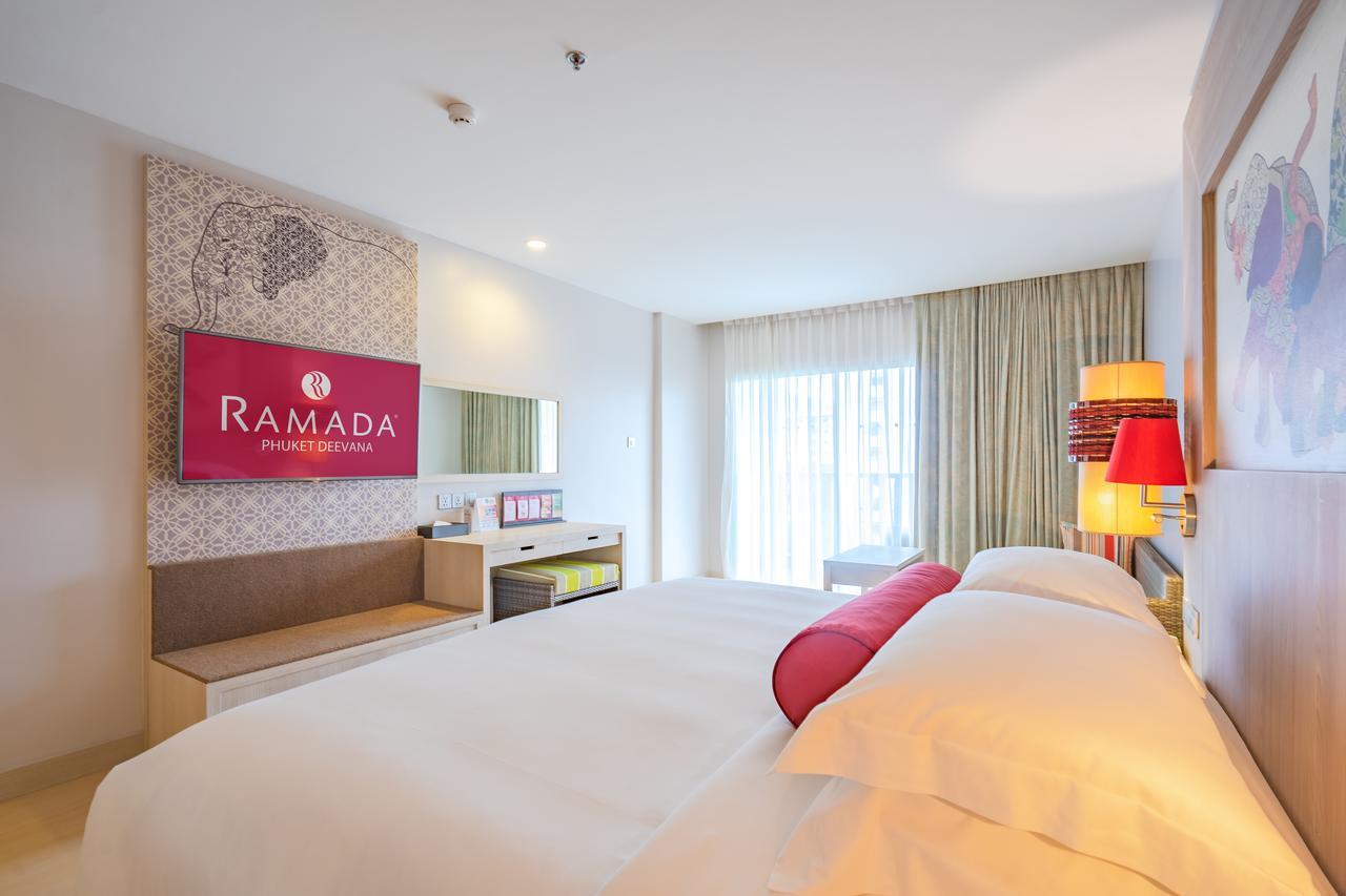 Ramada By Wyndham Phuket Deevana Patong Экстерьер фото