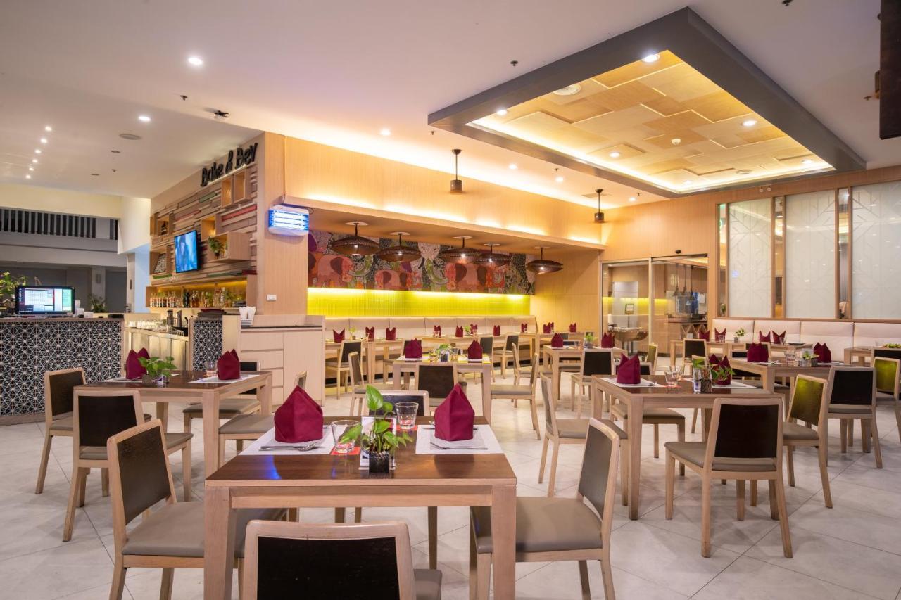 Ramada By Wyndham Phuket Deevana Patong Экстерьер фото